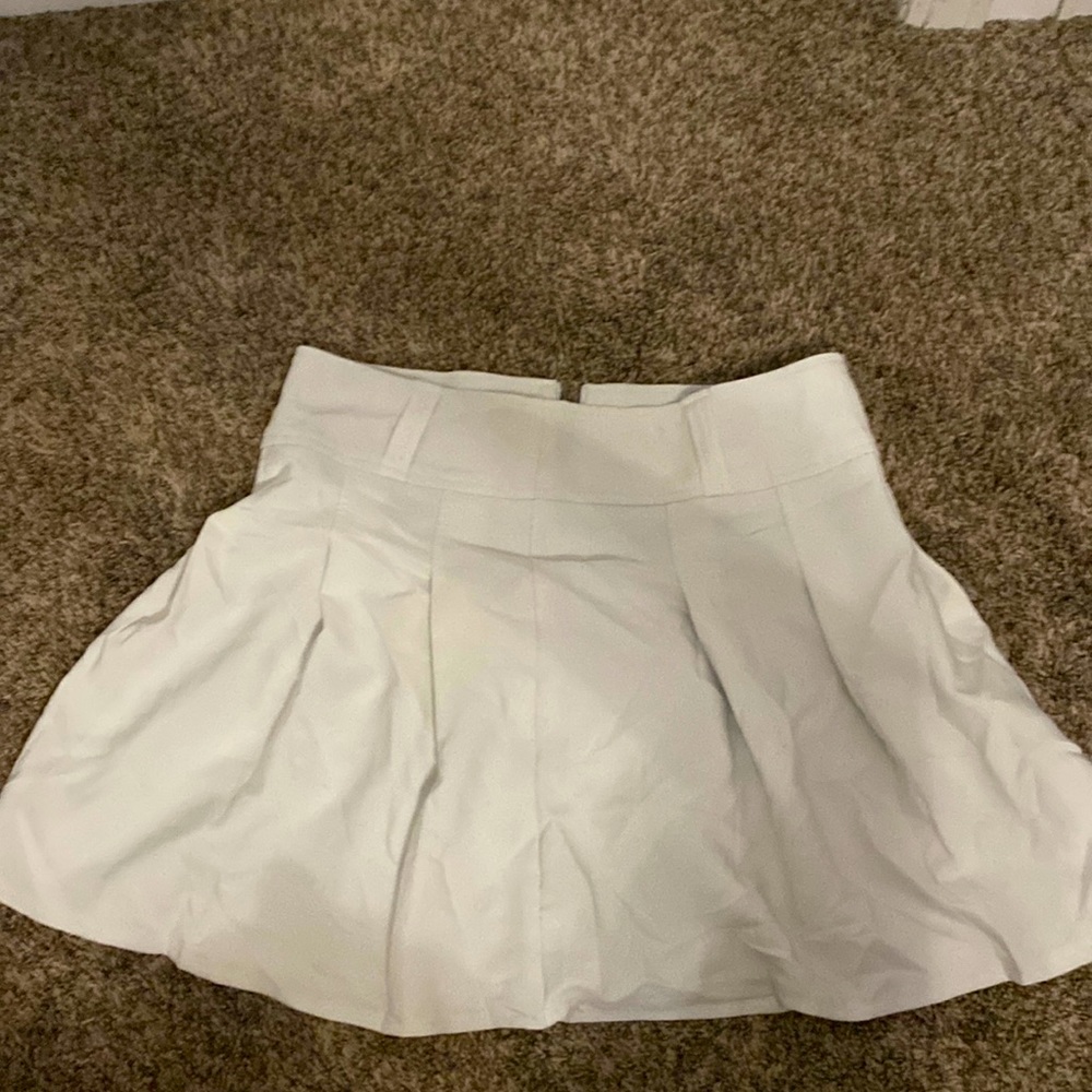 shein white golf skirt (size L)